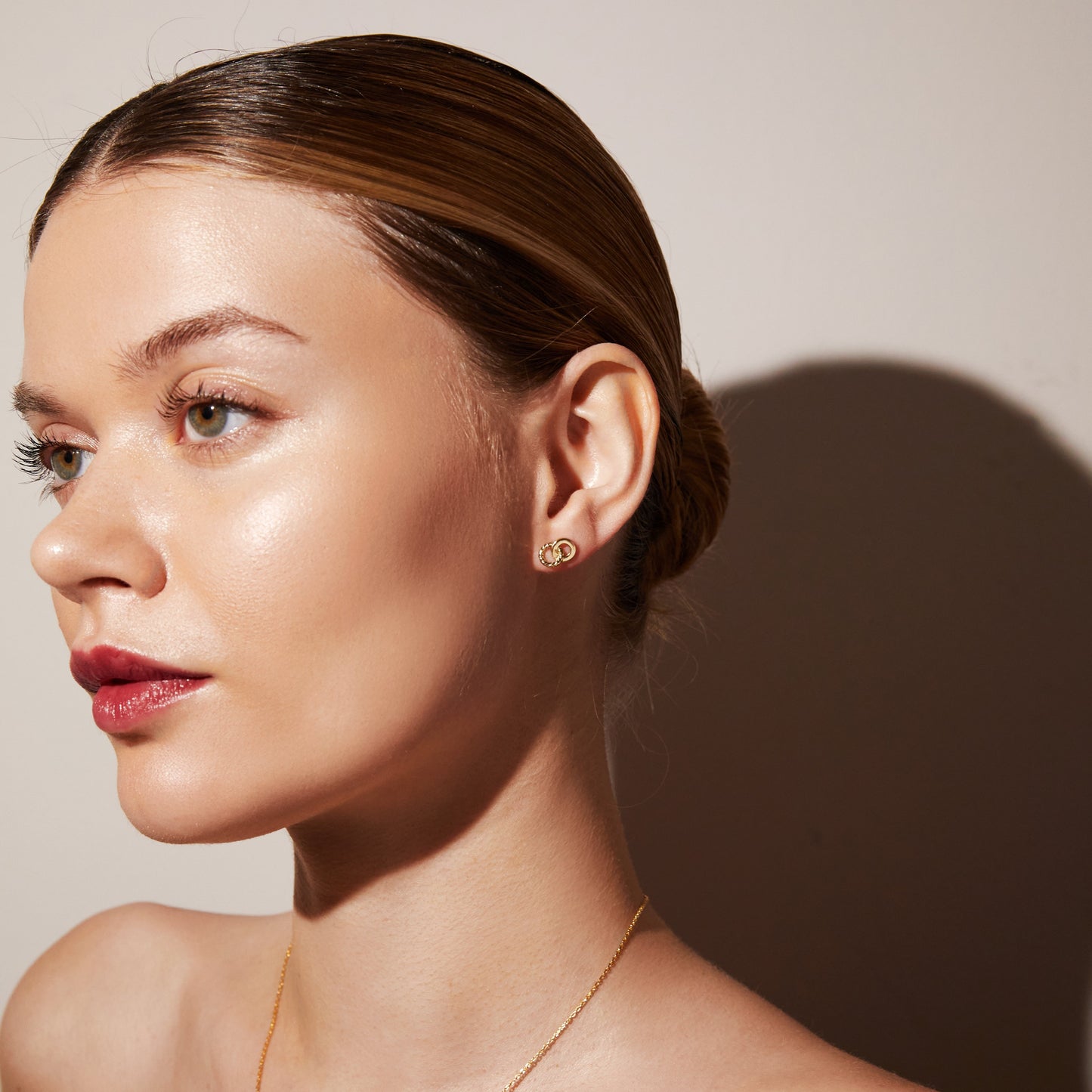 Twist Connection Stud Earrings