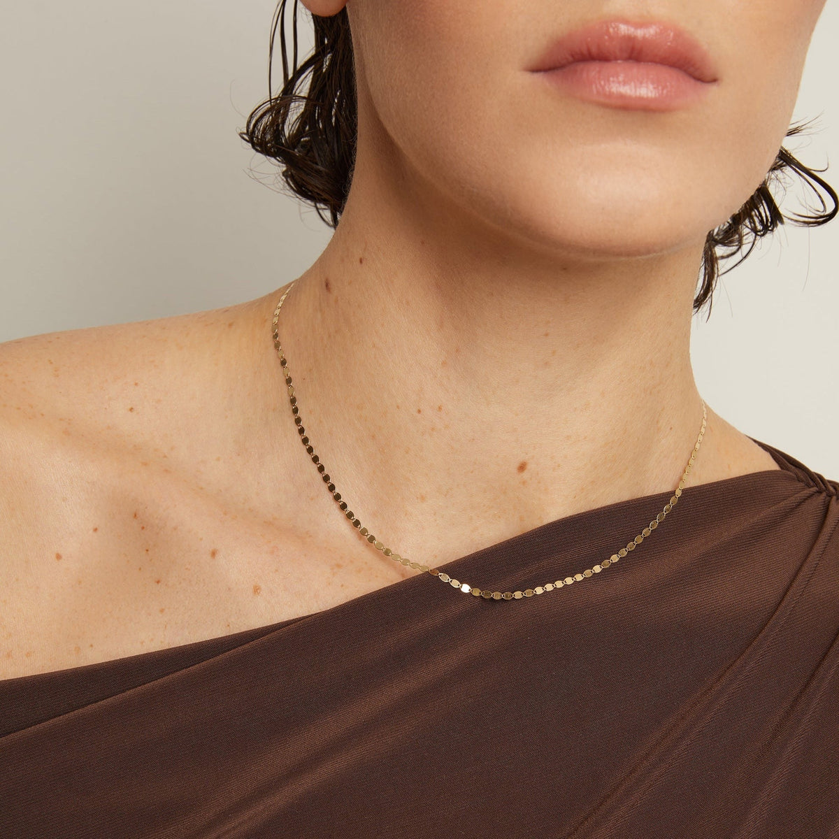 Flat Valentino Chain Necklace