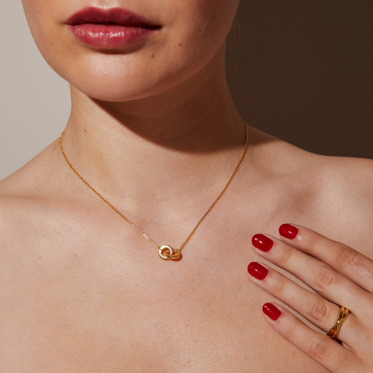 Bold Connection Necklace