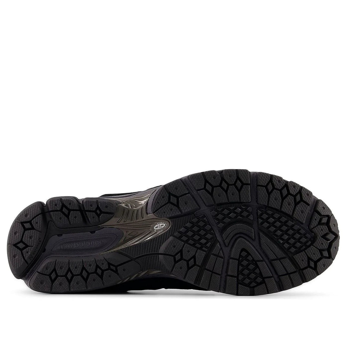 New Balance 2002R GORE-Tex (Black/Magnet)