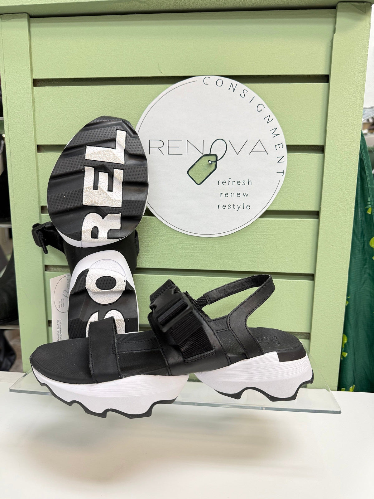 Sorel Impact Sling Sandal (Womens 7.5) oo*