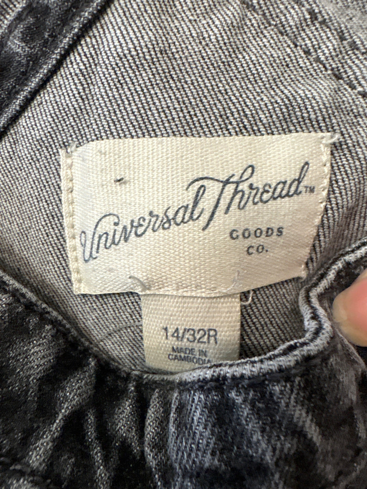 Universal Thread Denim 26" Inseam Overalls, 14