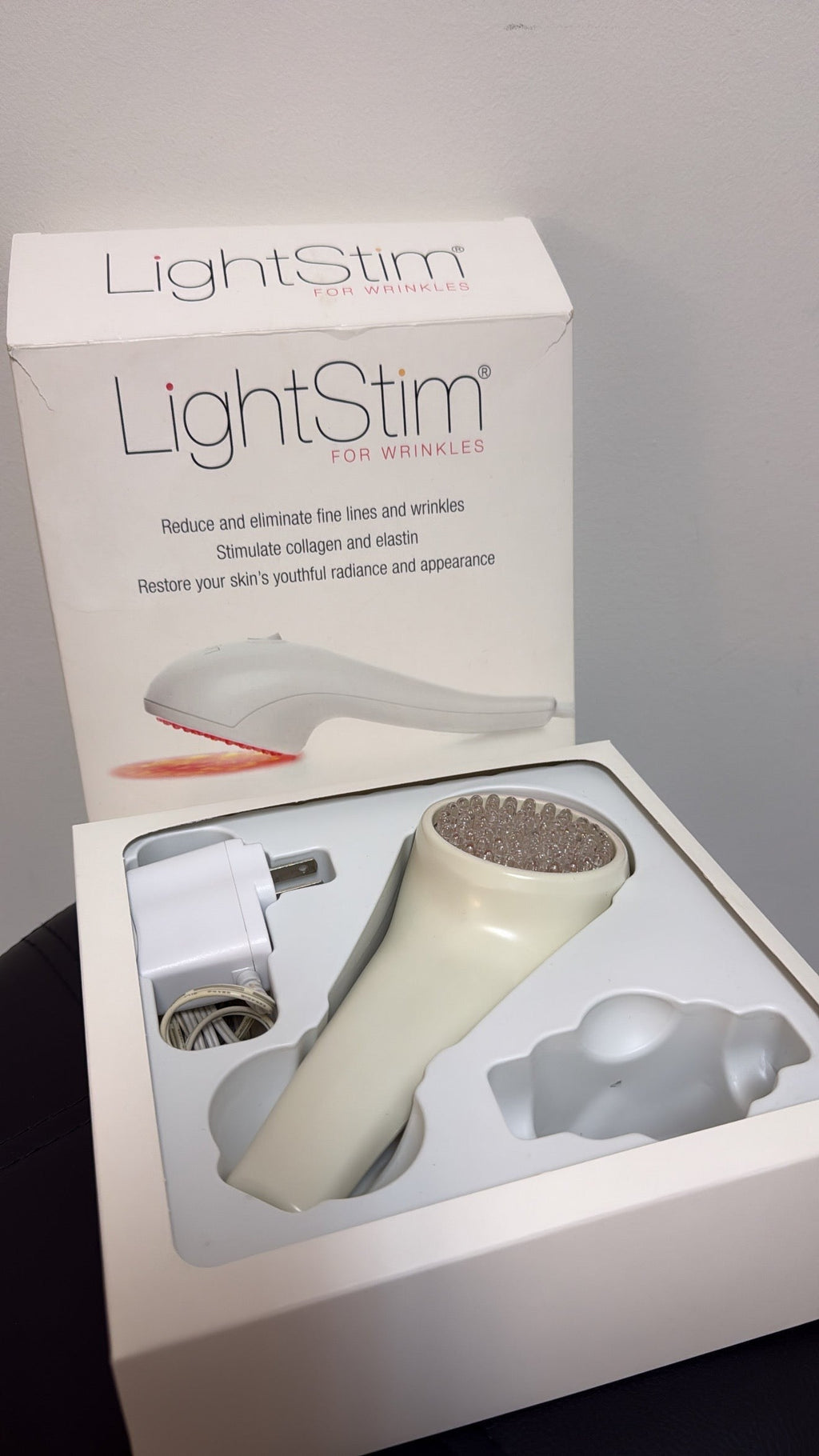 LightStim for Wrinkles Red Light Therapy
