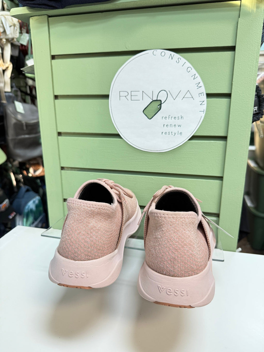 Vessi Everyday Runners (Womens 8)