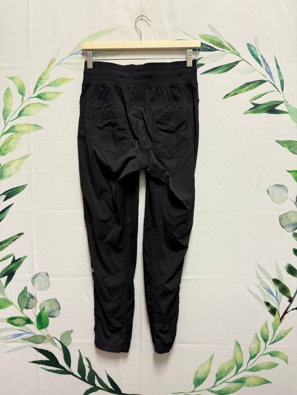 Lululemon Street to Studio MR Pant 28” (4)