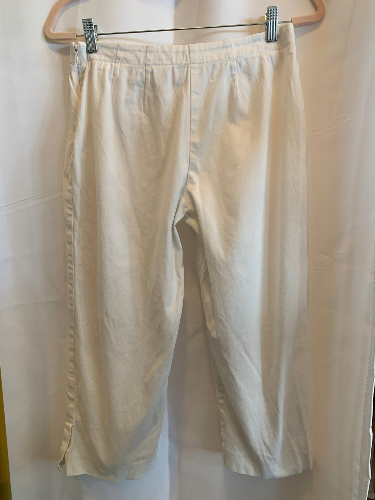 LIZ CLAIBORNE WHITE COTTON STRETCH PANTS SIZE 4