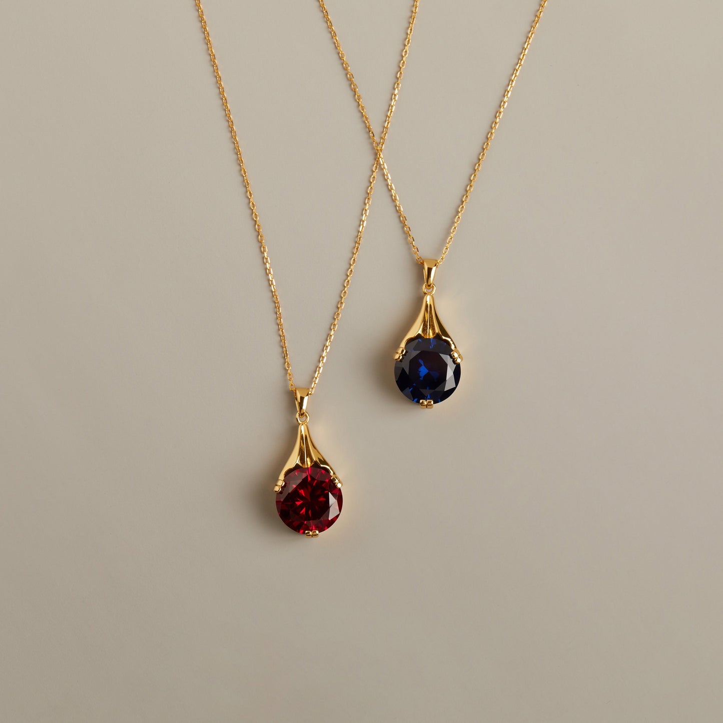The Oma Lab Grown Blue Sapphire Necklace