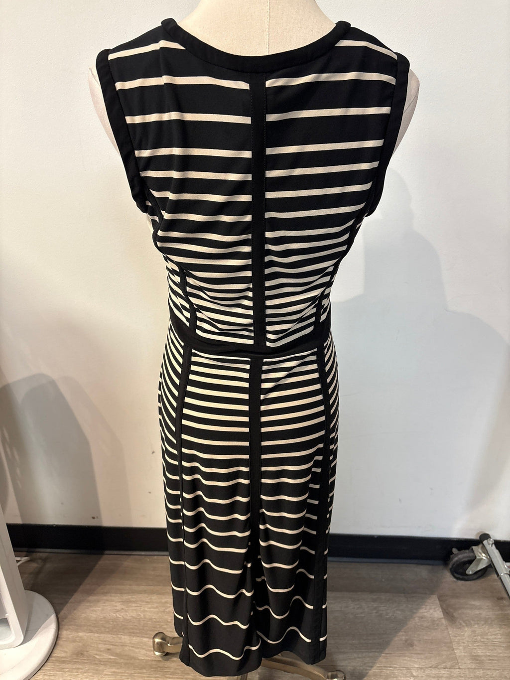 Taylor Black Dress, 6