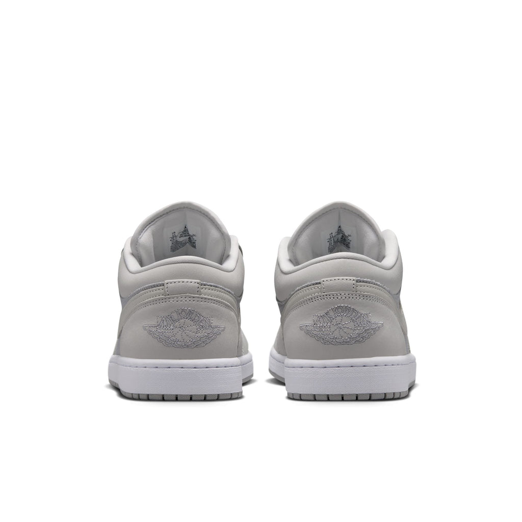 Air Jordan 1 Low SE (Off White/LT Smoke Grey)