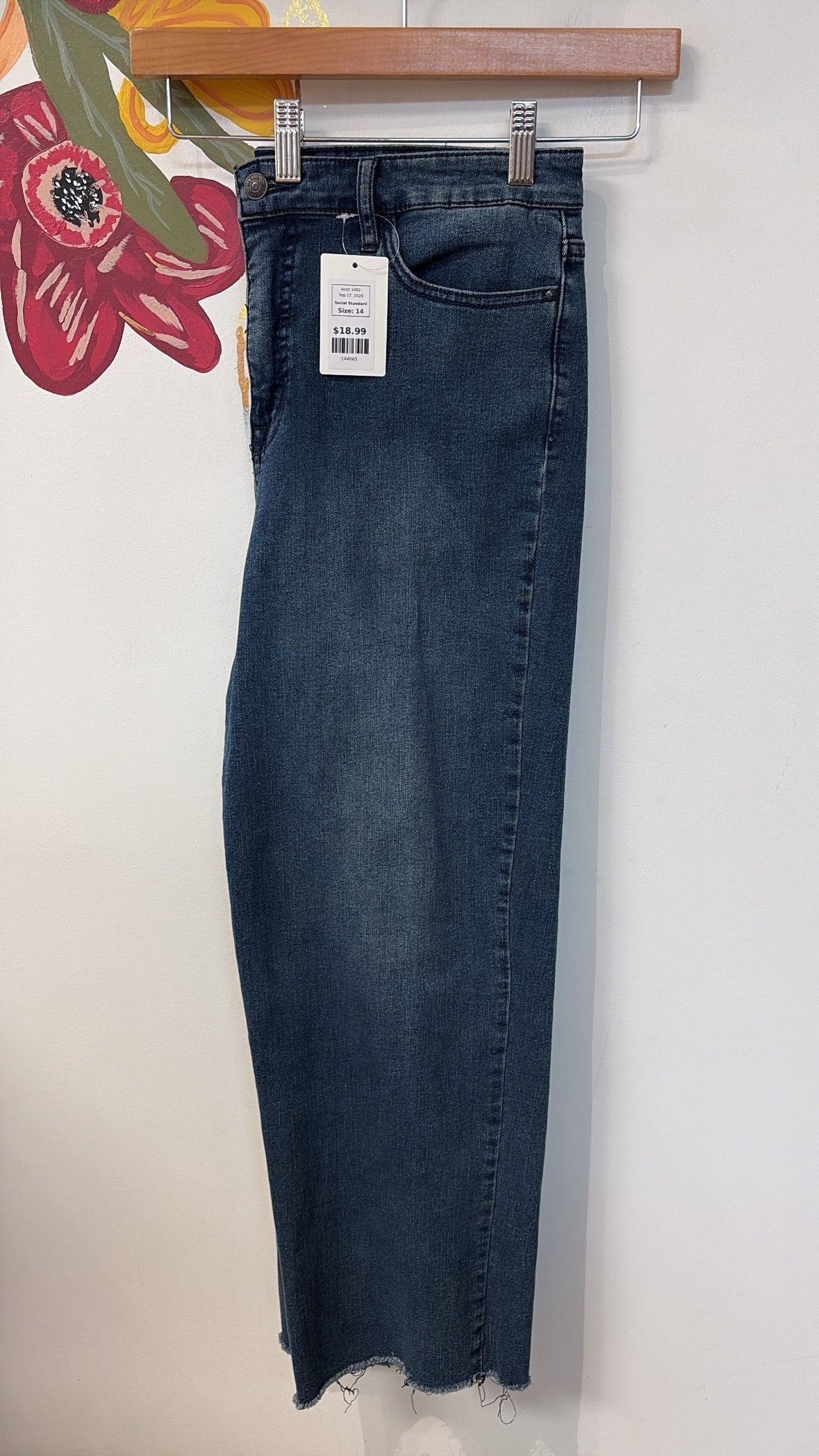 Social Standard 27" Inseam High Rise Crop Straight Jeans, 14