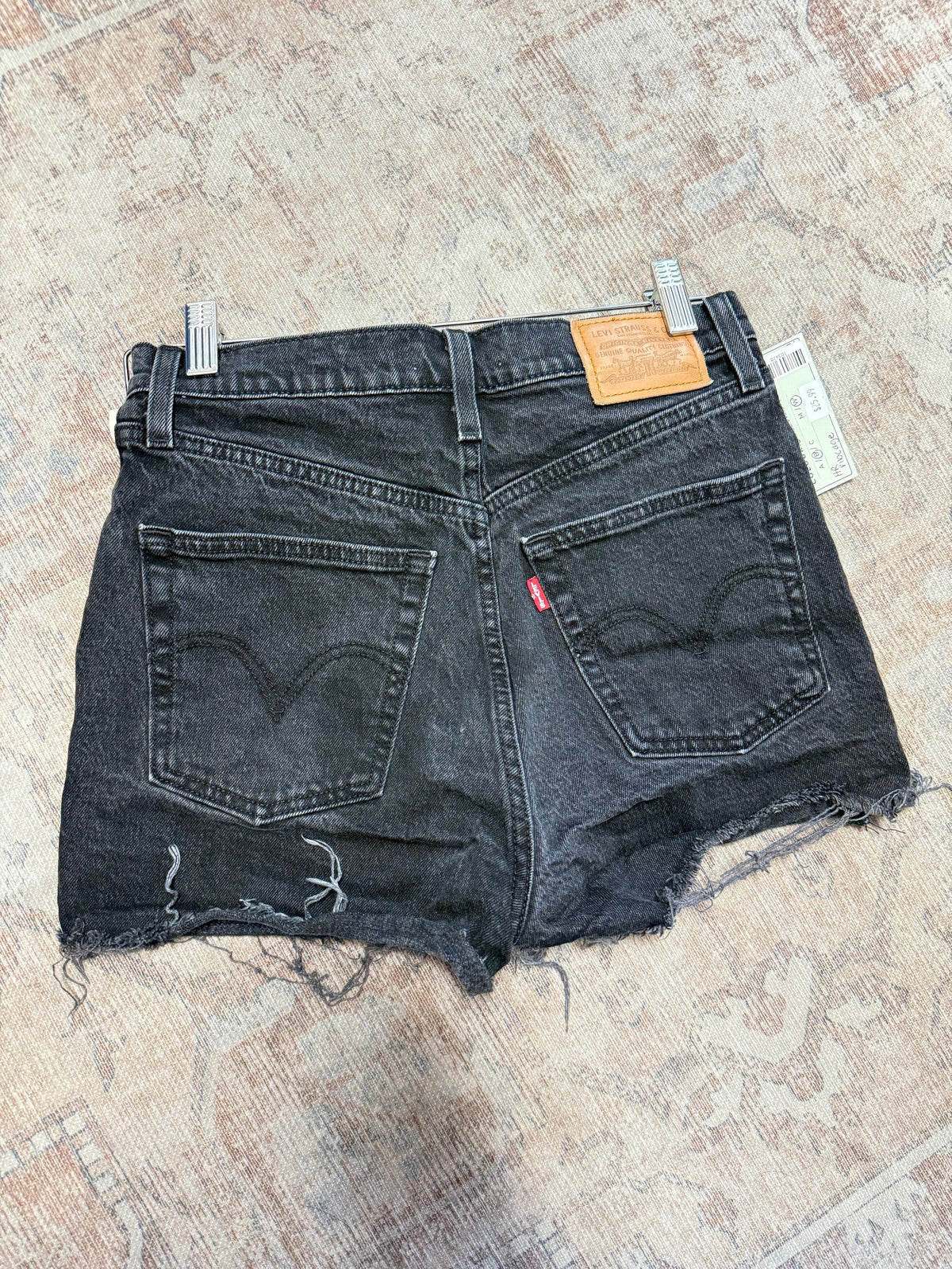 Levi’s Ribcage HR Shorts (27)