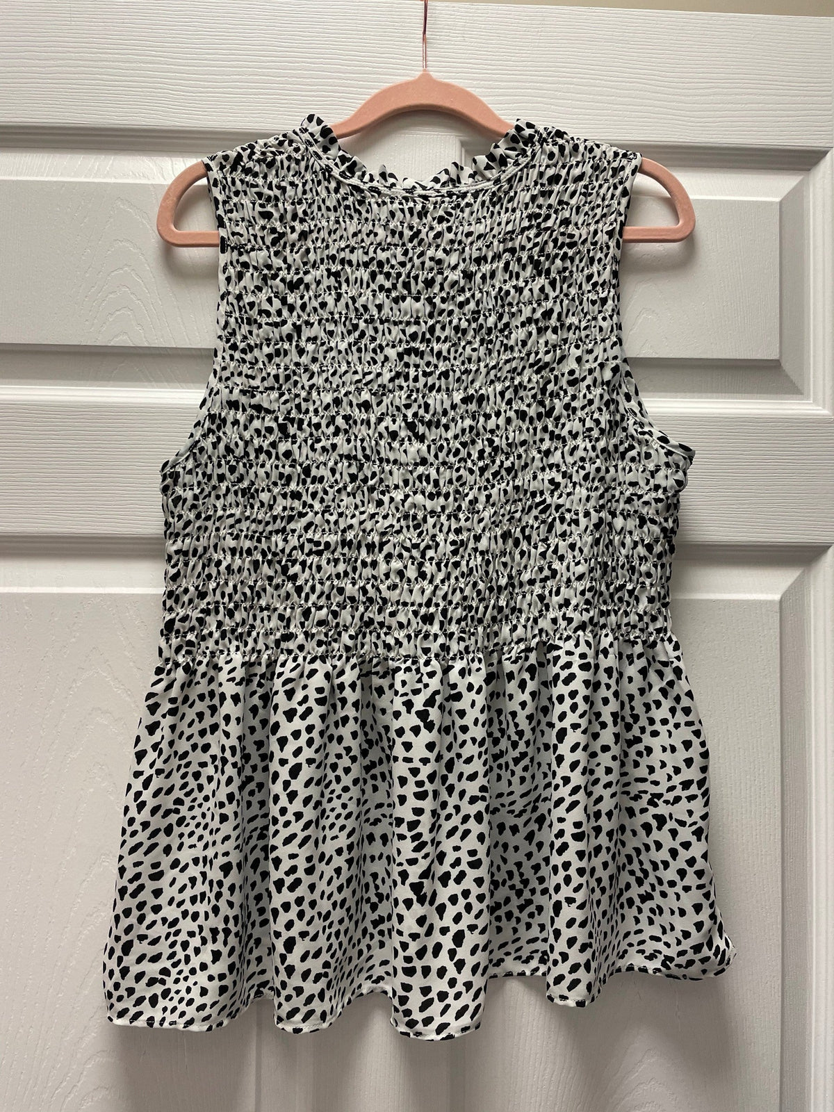 Rose + Olive B&W Blouse Sz M