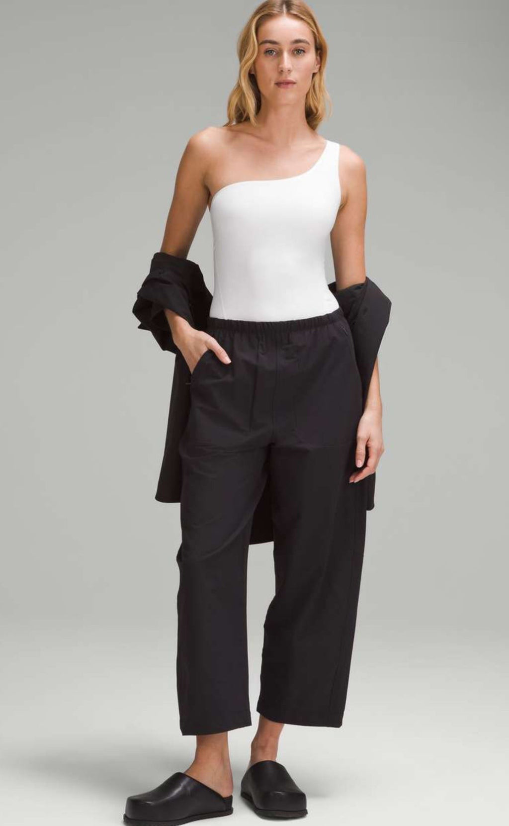 Lululemon Lightweight Barrel Crop MR Pant 27” (6)