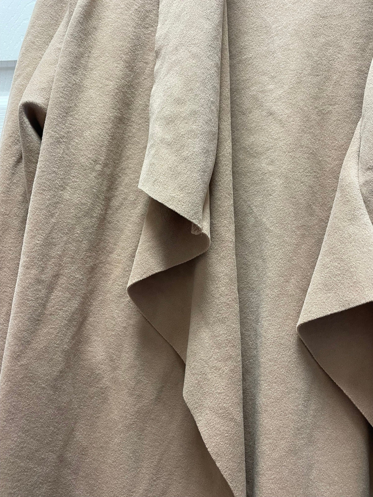 Drapey Micro Fibre Tan Coat Sz L