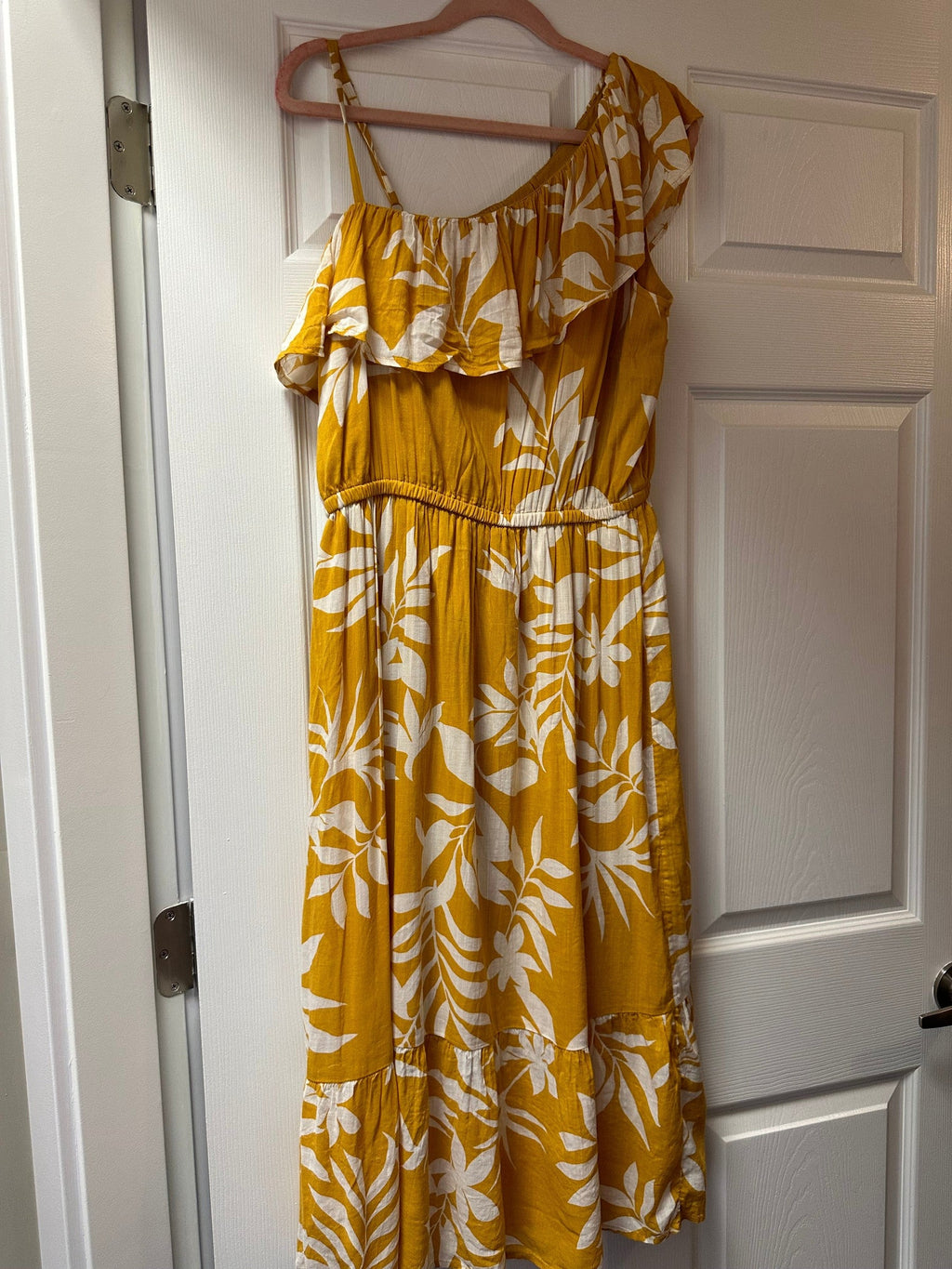 Floral Ruffle Old Navy Summer Dress Sz Medium NWOT