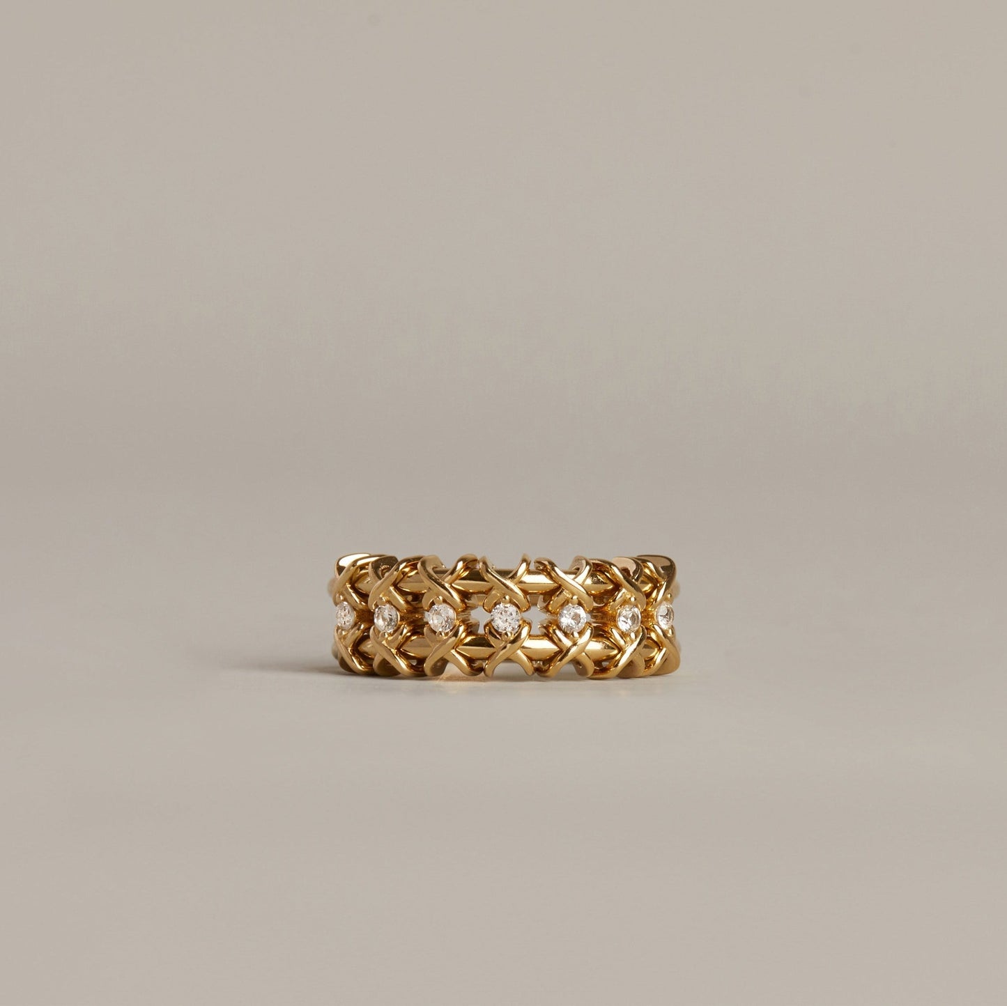 Kinetic Estate Ring