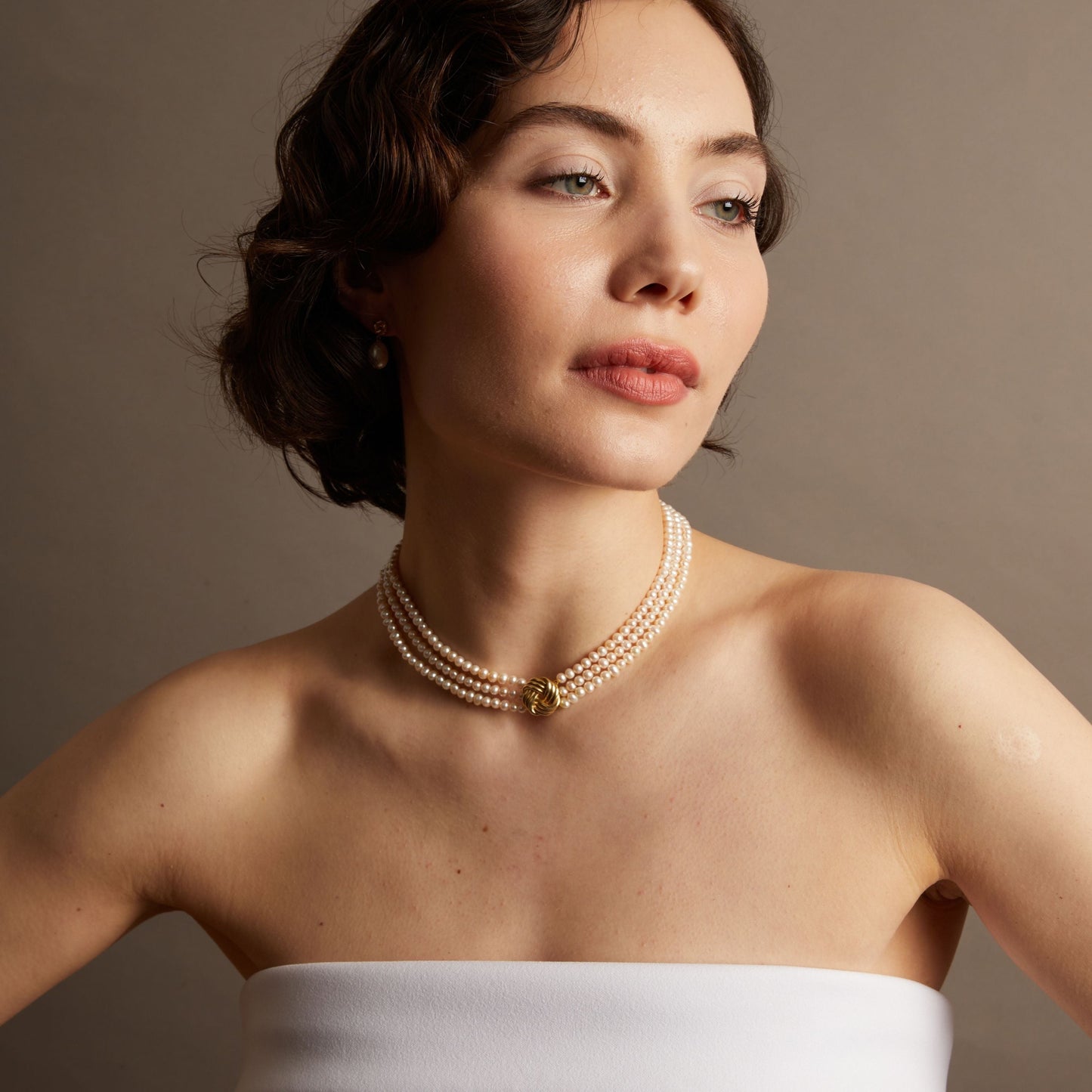 Aurate x Marilyn Monroe: Gold Knot Pearl Necklace