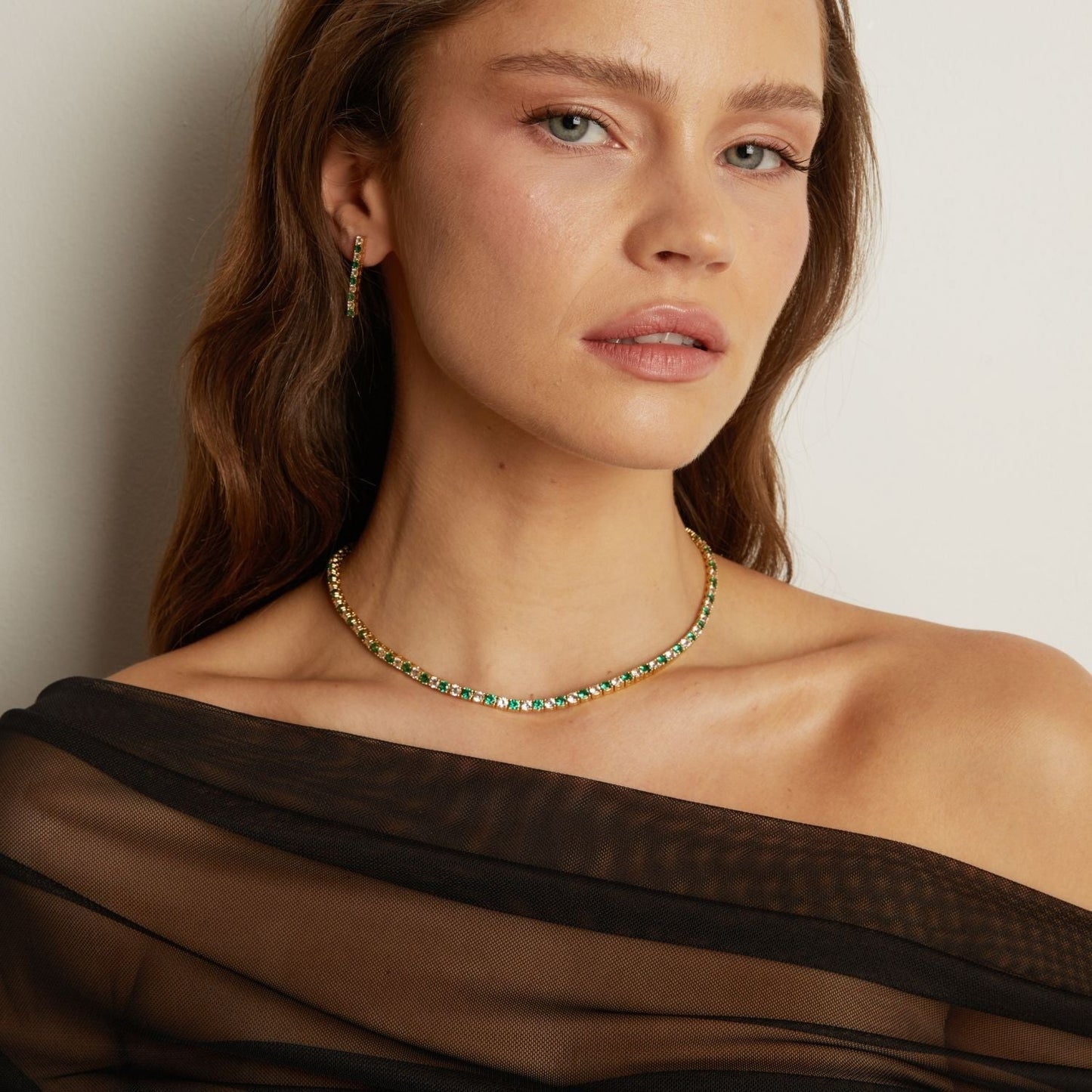 Lab Grown White Sapphire and Green Emerald Alternating Tennis Necklace