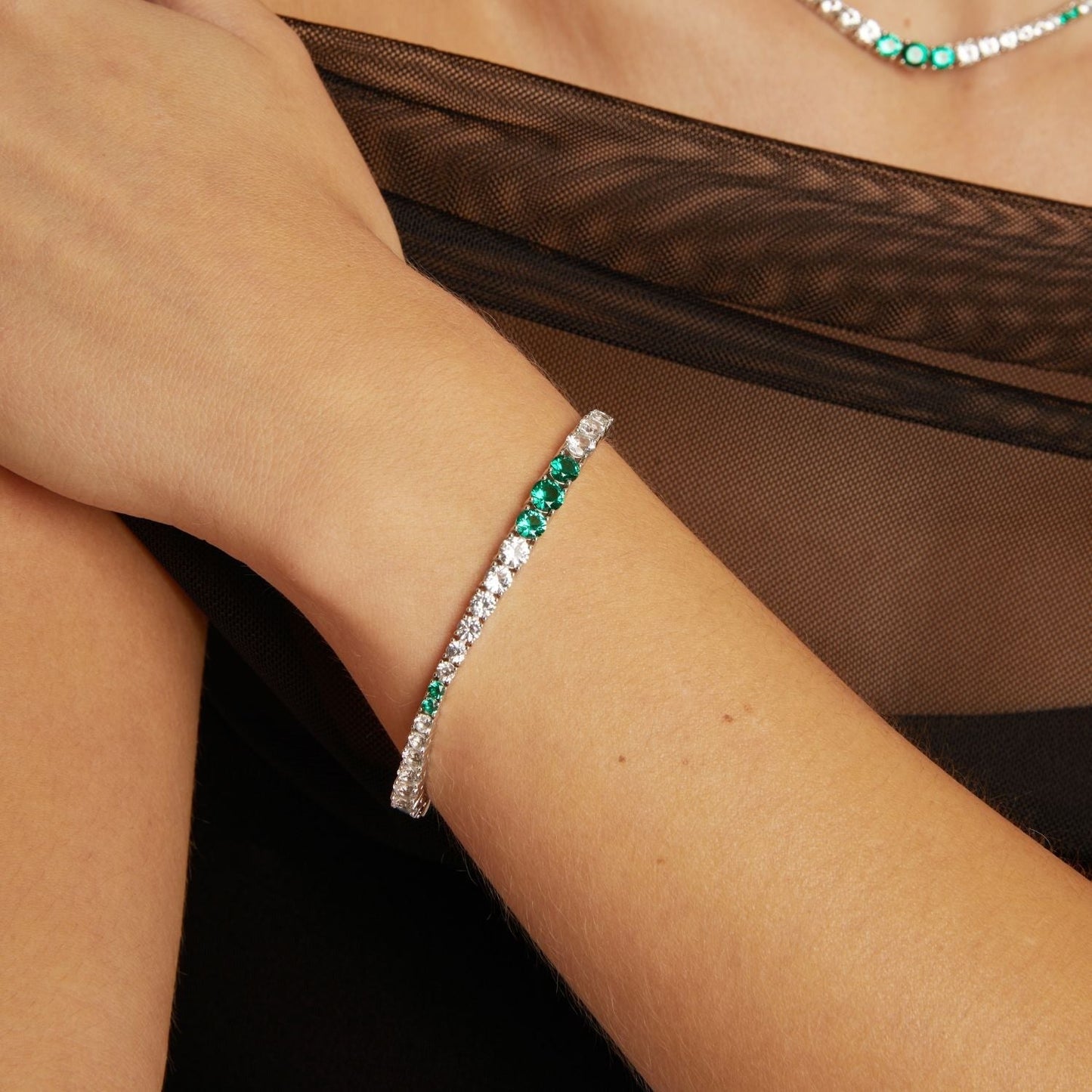 Lab Grown Green Emerald and White Sapphire Scalloped Tennis Bracelet