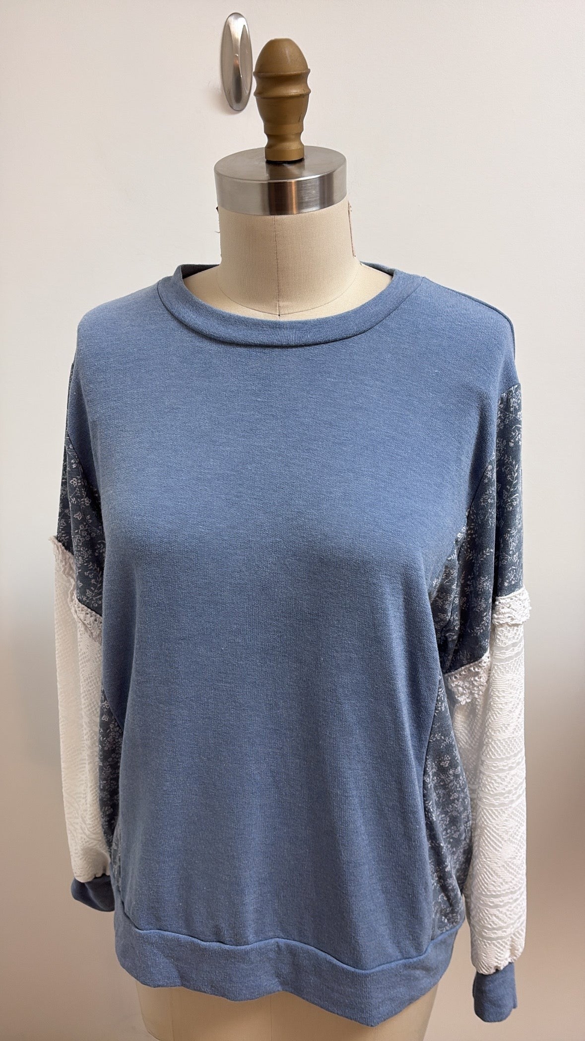 SugarFox Blue Top, L