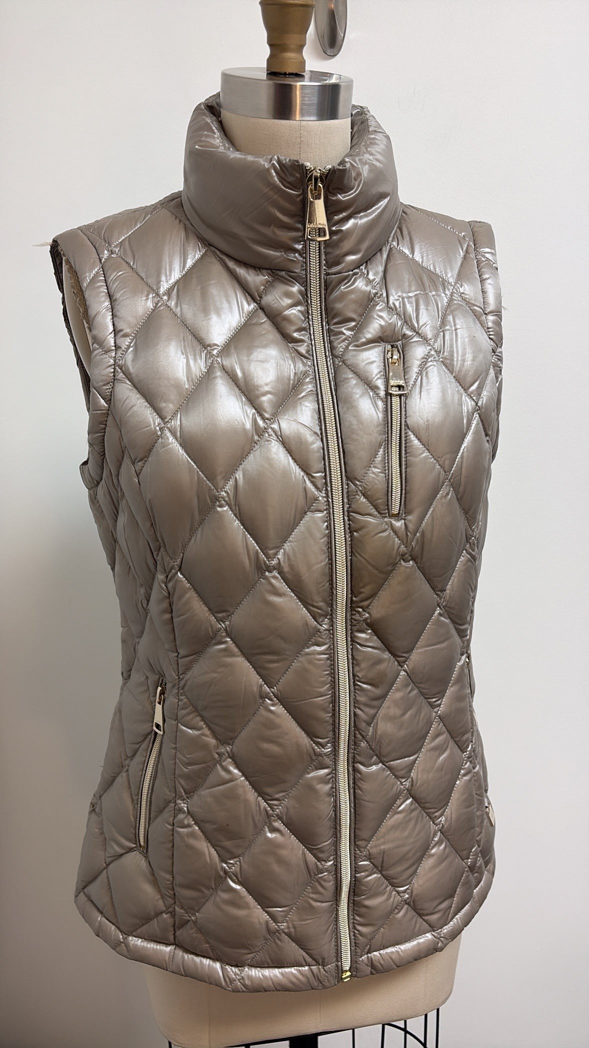 Calvin Klein Premium Down Vest, M