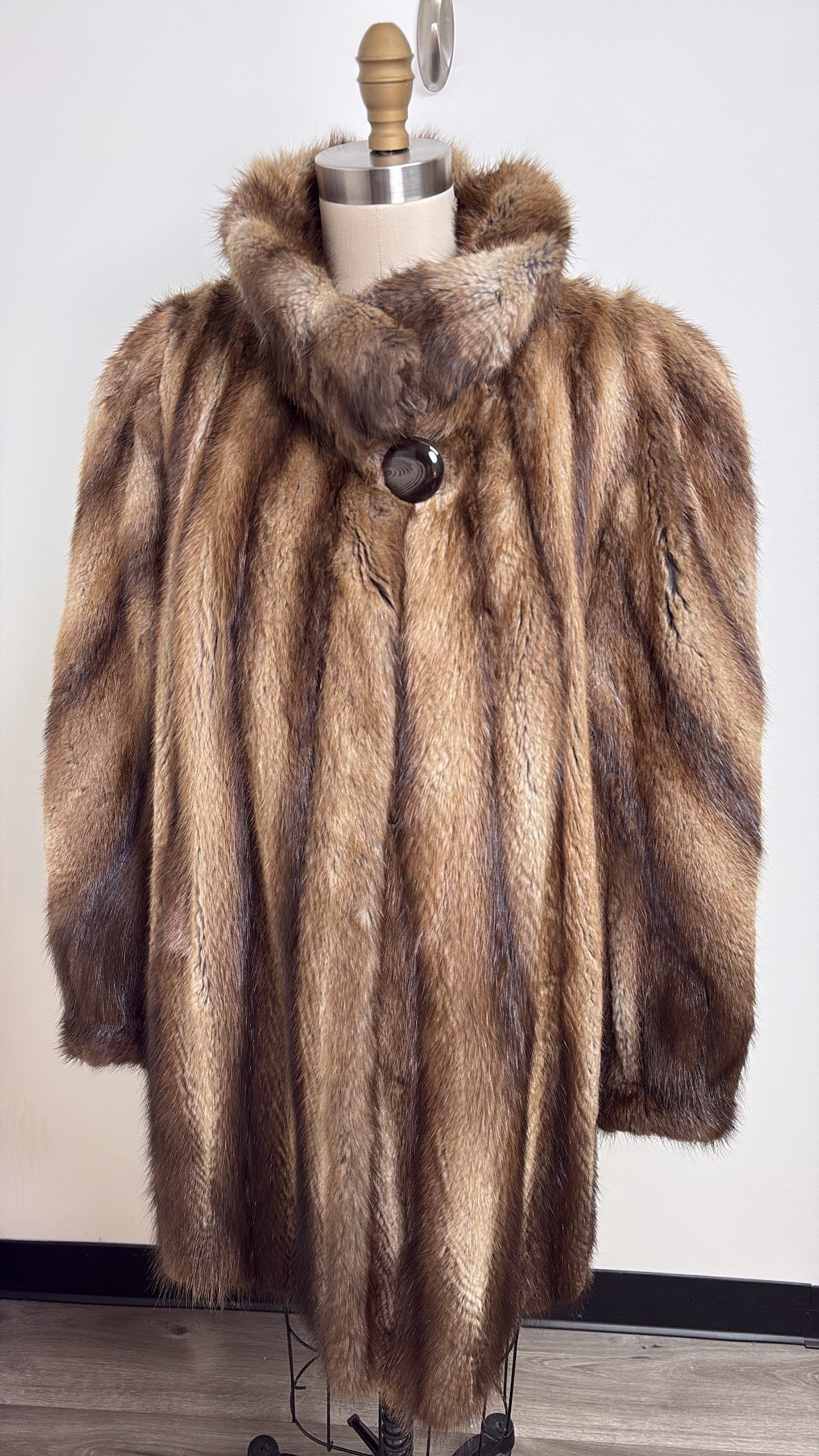 Davellin New York Genuine Fisher Fur Coat, XL
