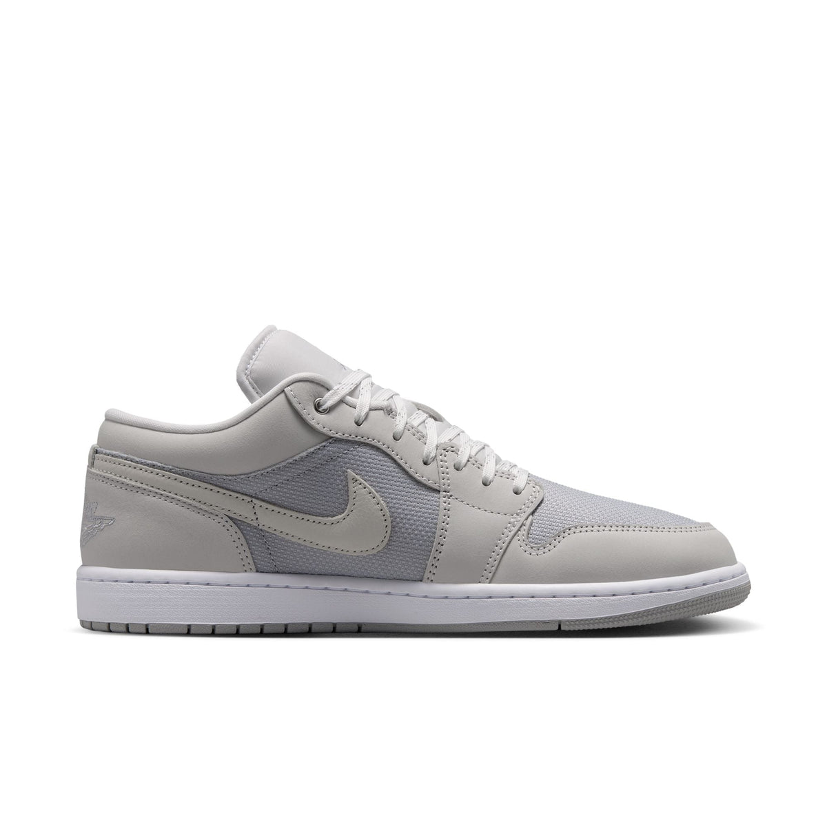 Air Jordan 1 Low SE (Off White/LT Smoke Grey)