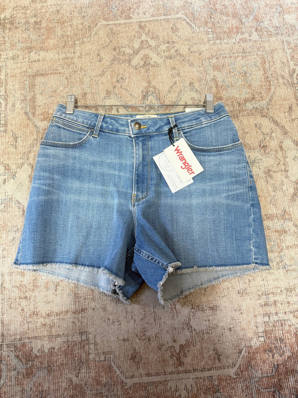 Wrangler HR Shorts (28) oo*