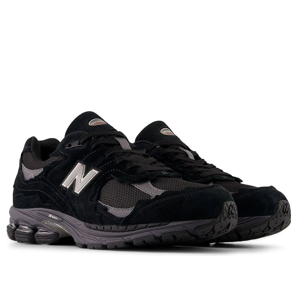 New Balance 2002R GORE-Tex (Black/Magnet)
