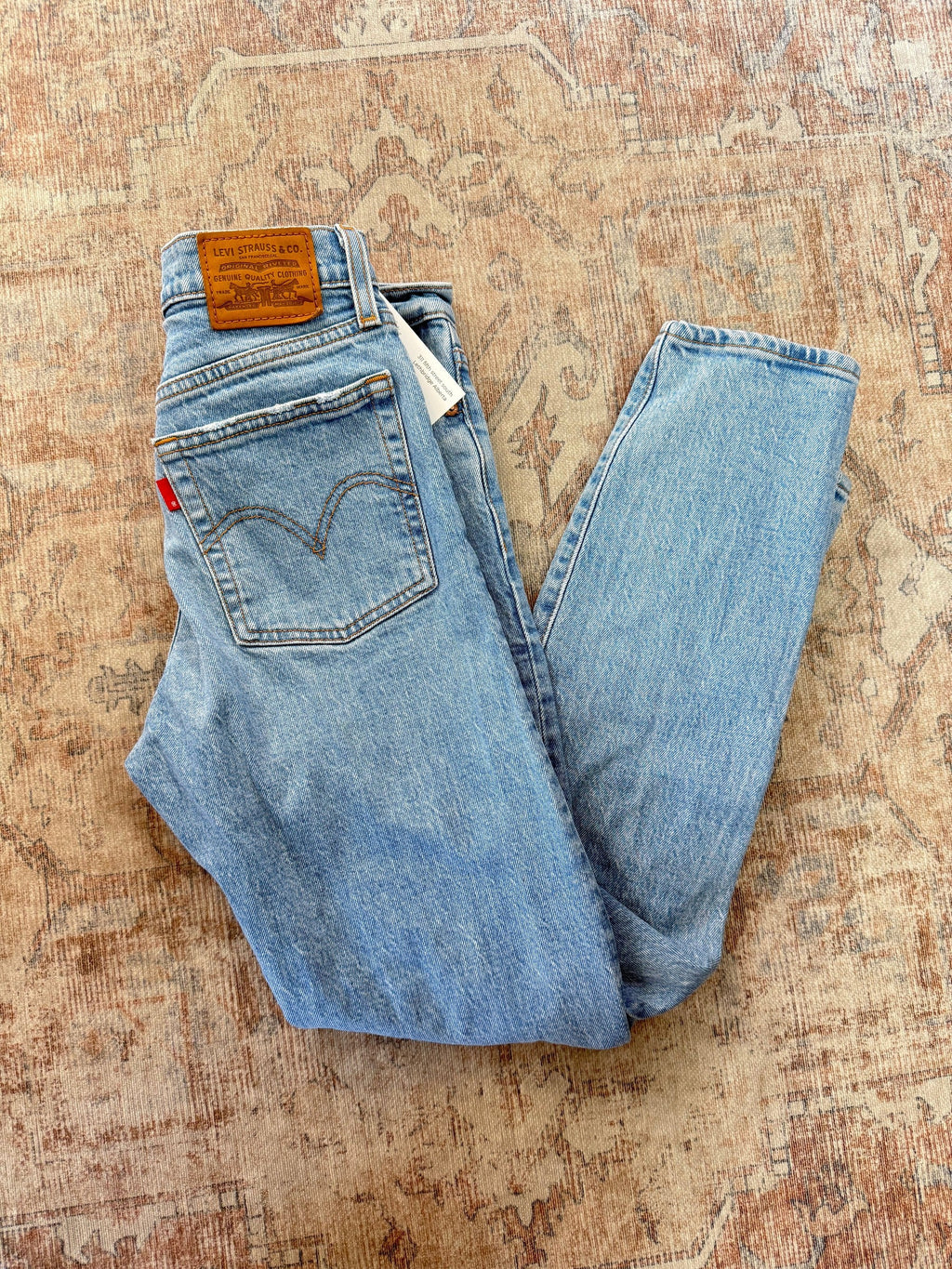 Levi’s Wedgie HR Jeans (24x28)