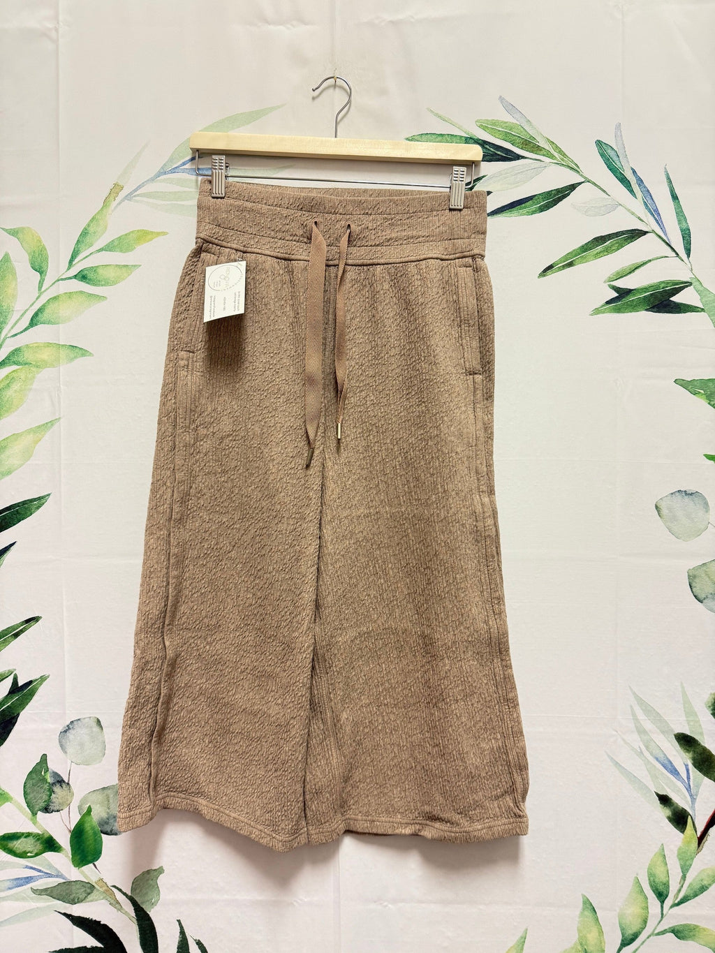 Lululemon Retreat Yourself MR Crop 19” (4)