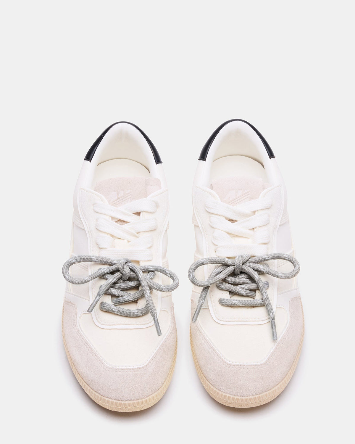 SPORTY WHITE