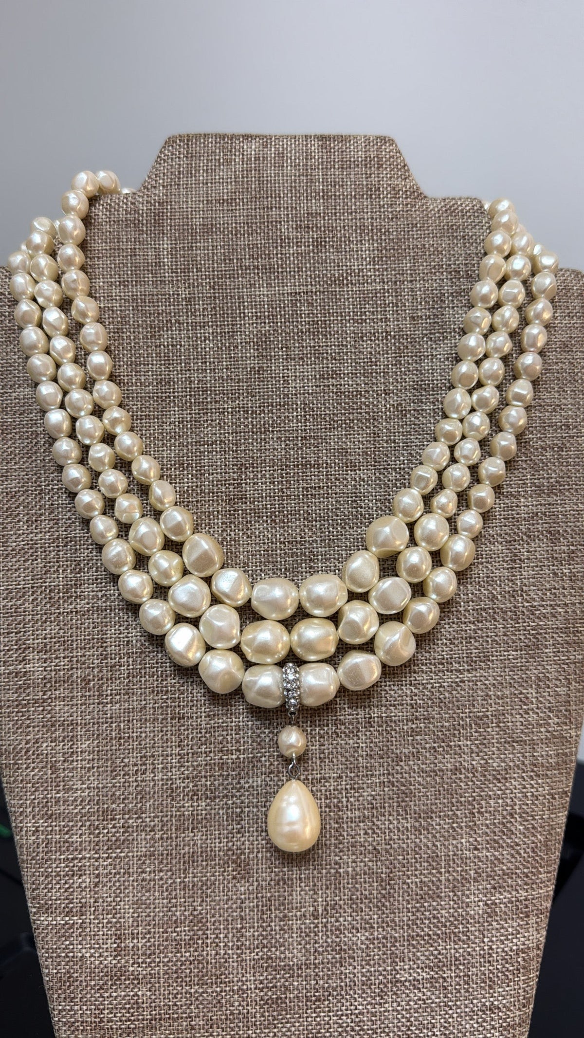 Silver & Faux Pearl Necklace
