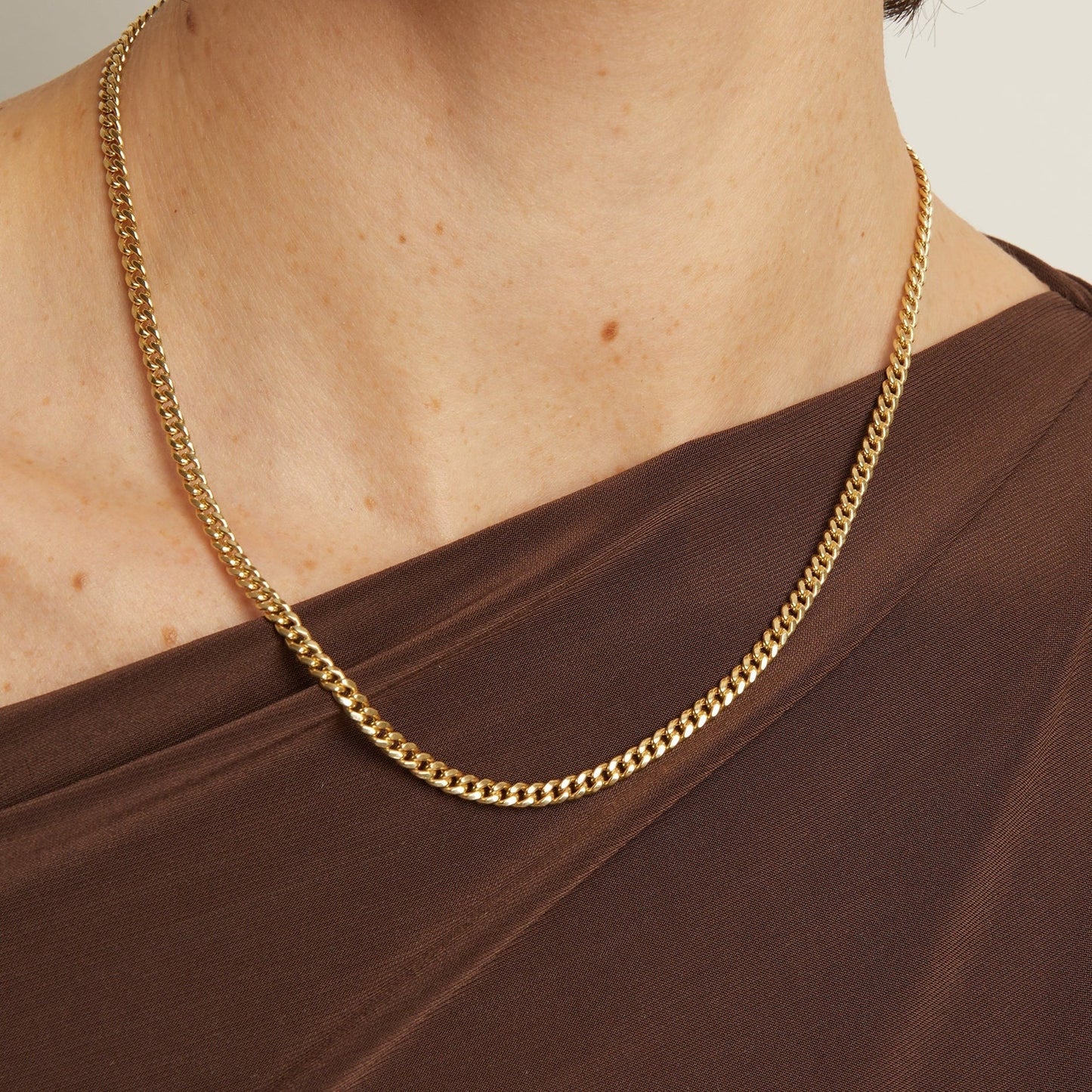 Medium Cuban Chain Necklace