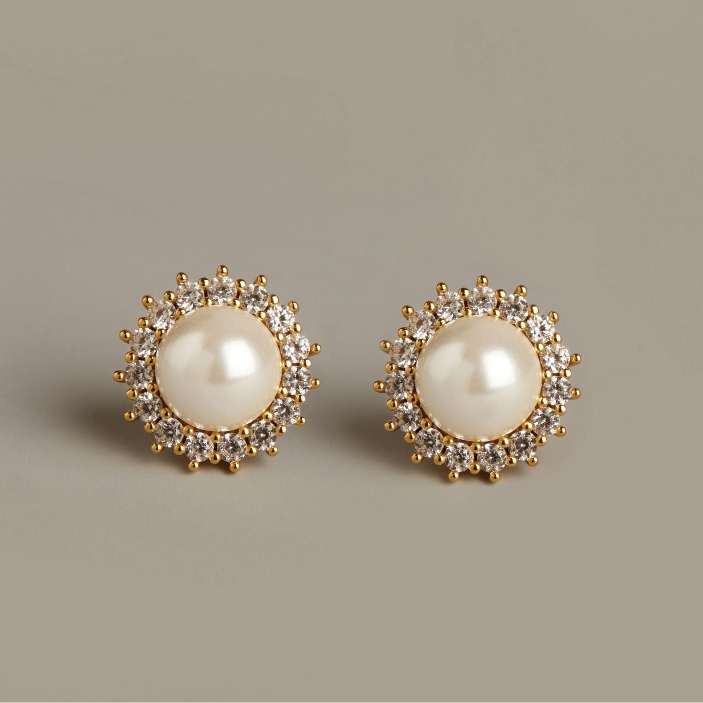 Aurate x Marilyn Monroe: Lab Grown White Sapphire Pearl Earrings