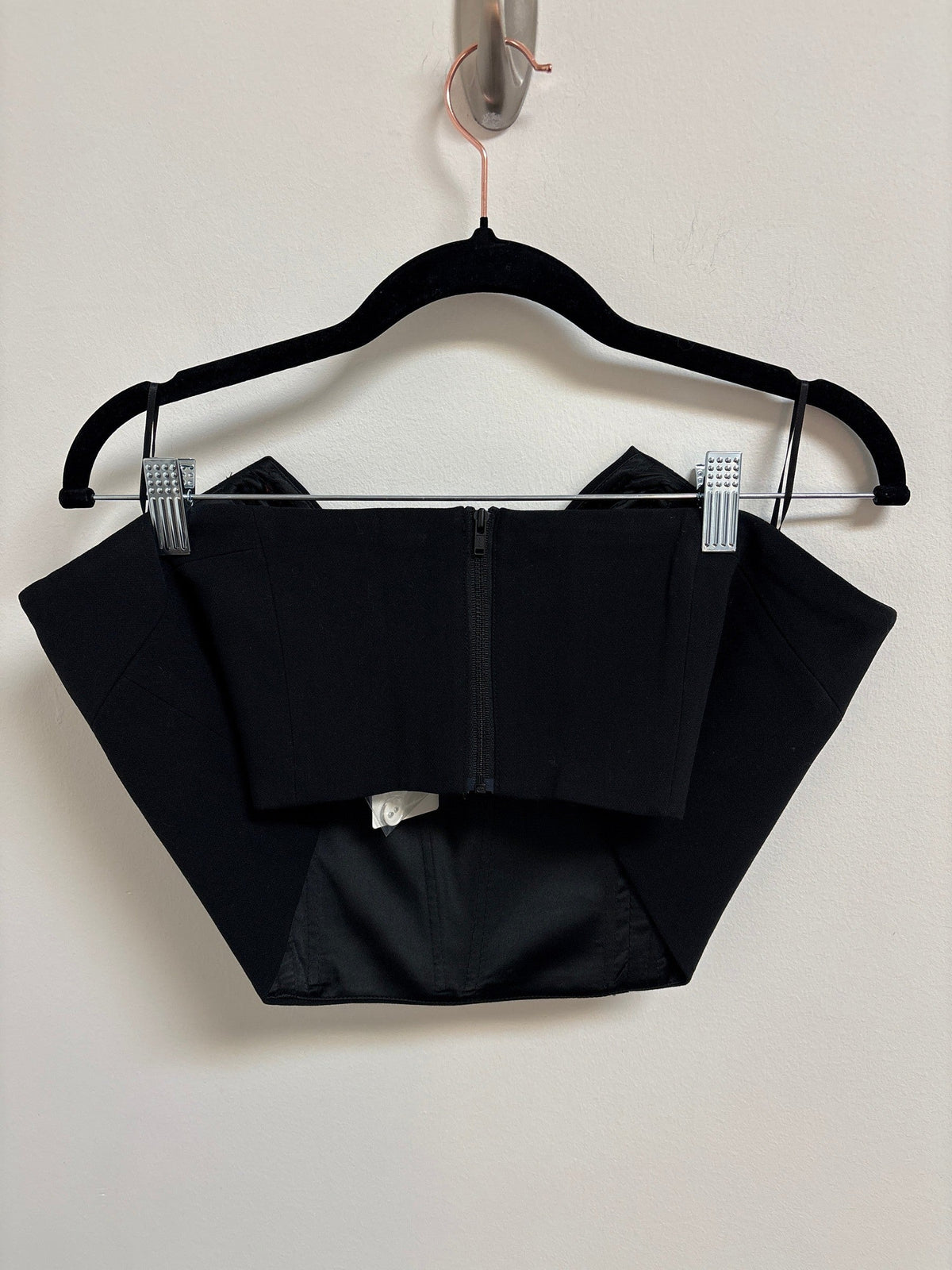 New Bardot Black Anthropologie Top, 10 (retail $119)