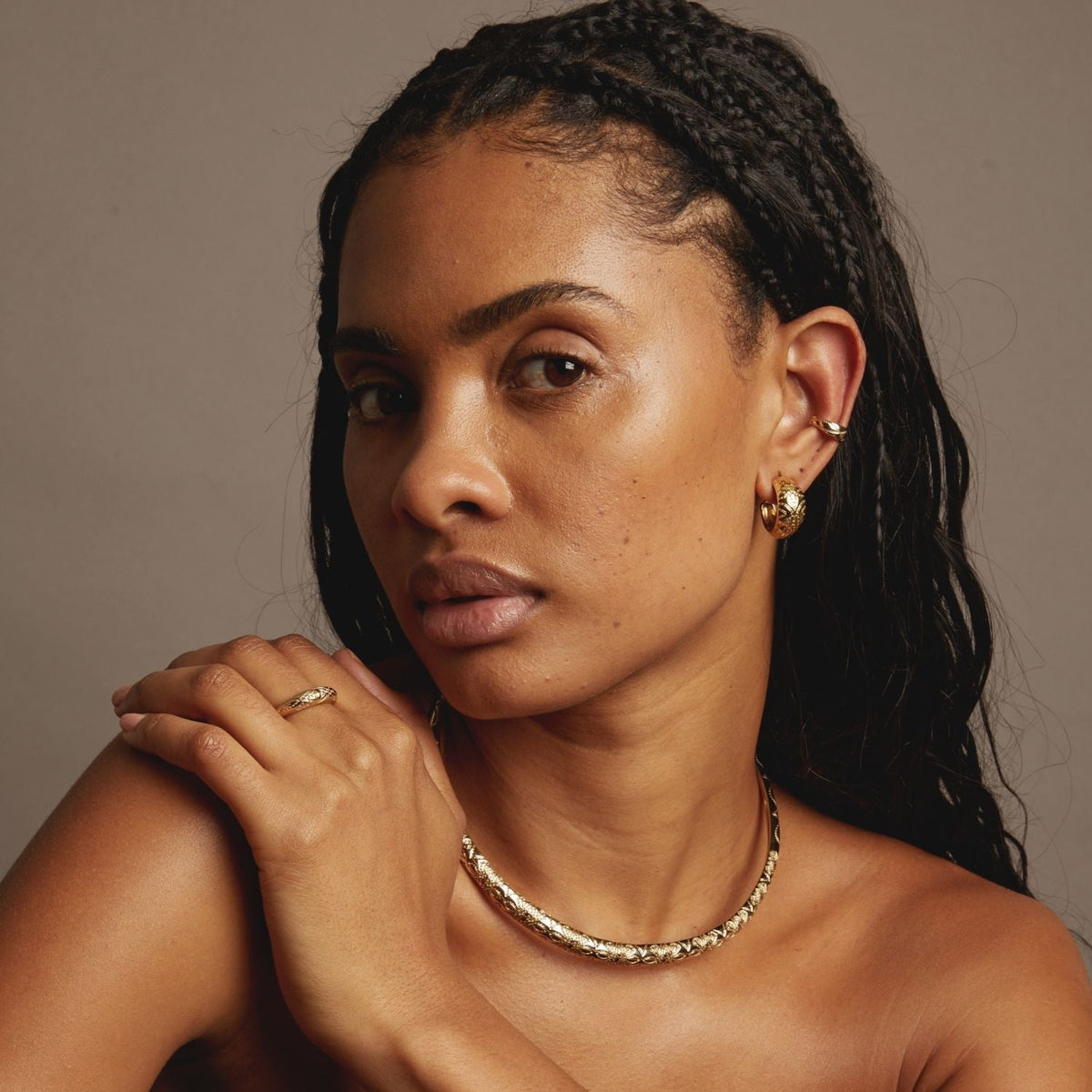 Aurate x Frye: Western Stitch Hoop Earrings