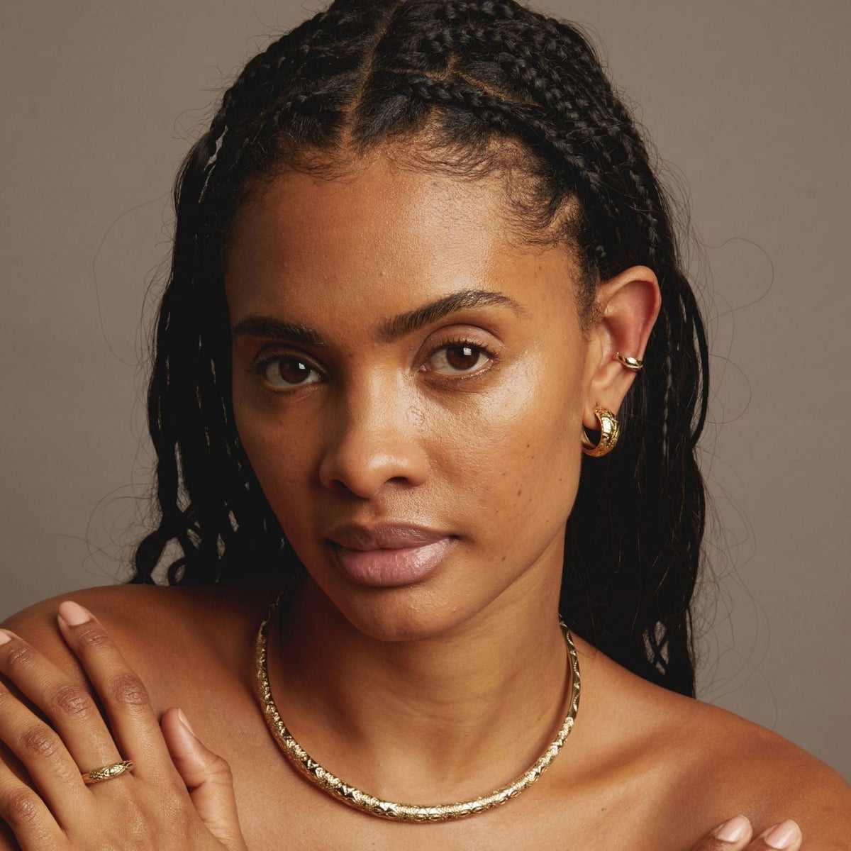 Aurate x Frye: Western Stitch Ear Cuff