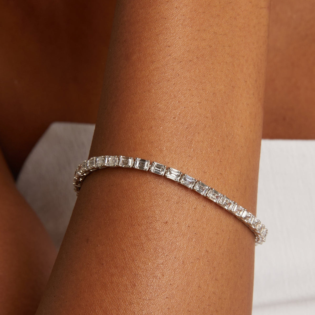 Lab Grown Diamond Emerald Tennis Bracelet