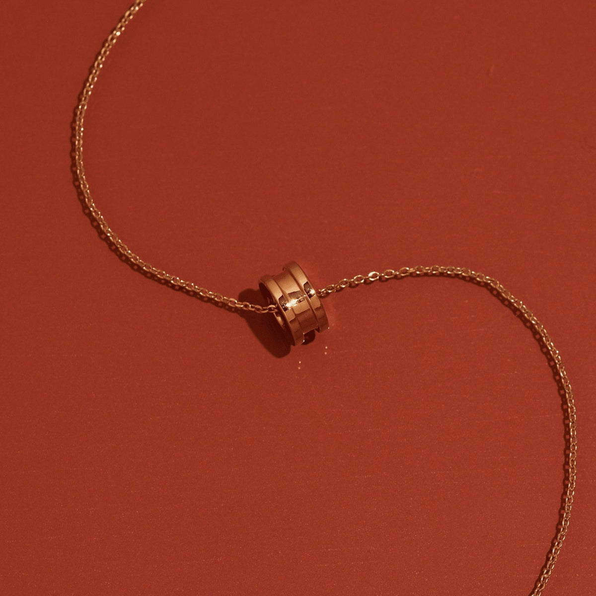 Column Pendant Necklace