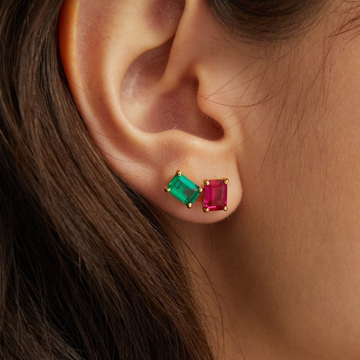 Emerald Gemstone Solitaire Stud Earrings