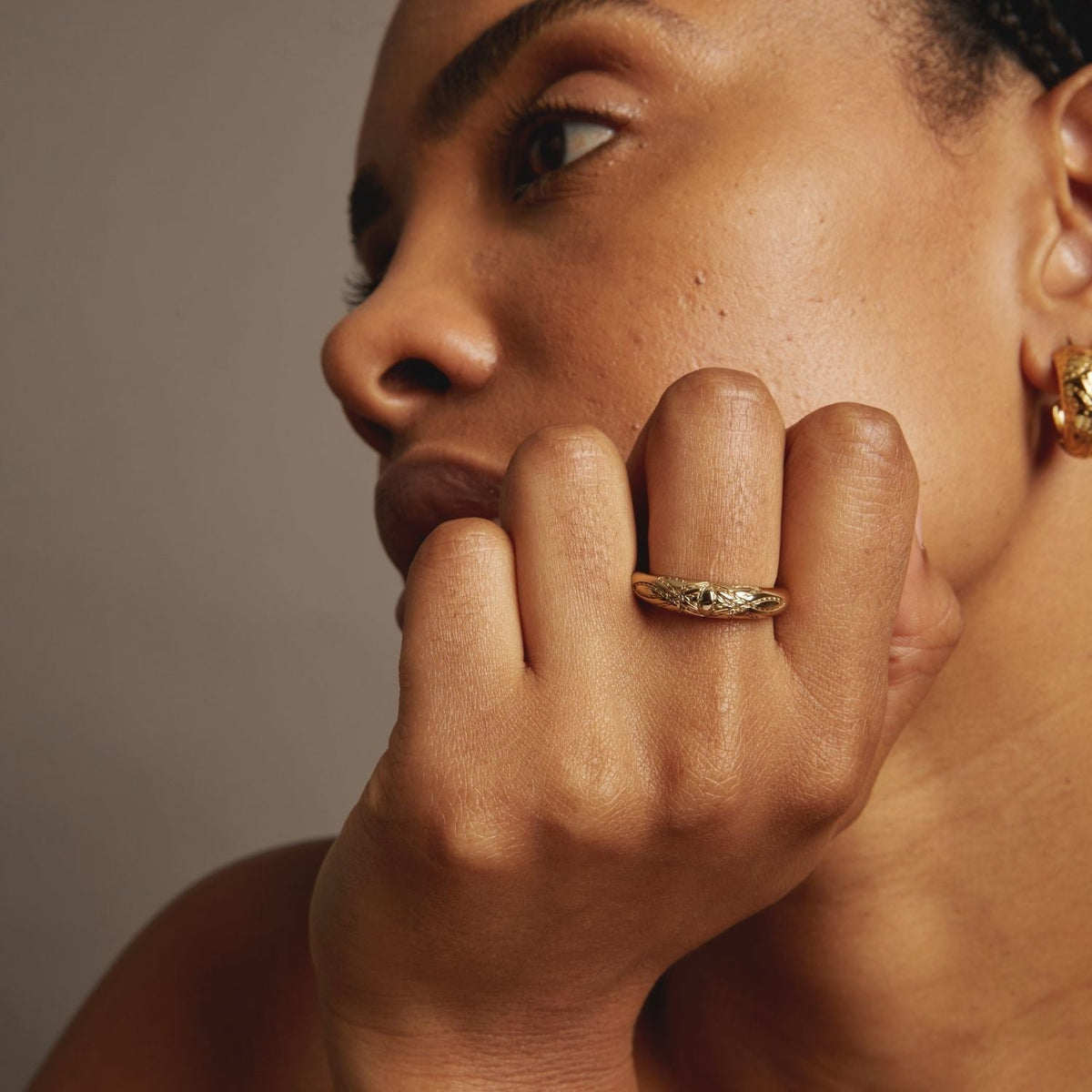 Aurate x Frye: Western Stitch Mini Dome Ring