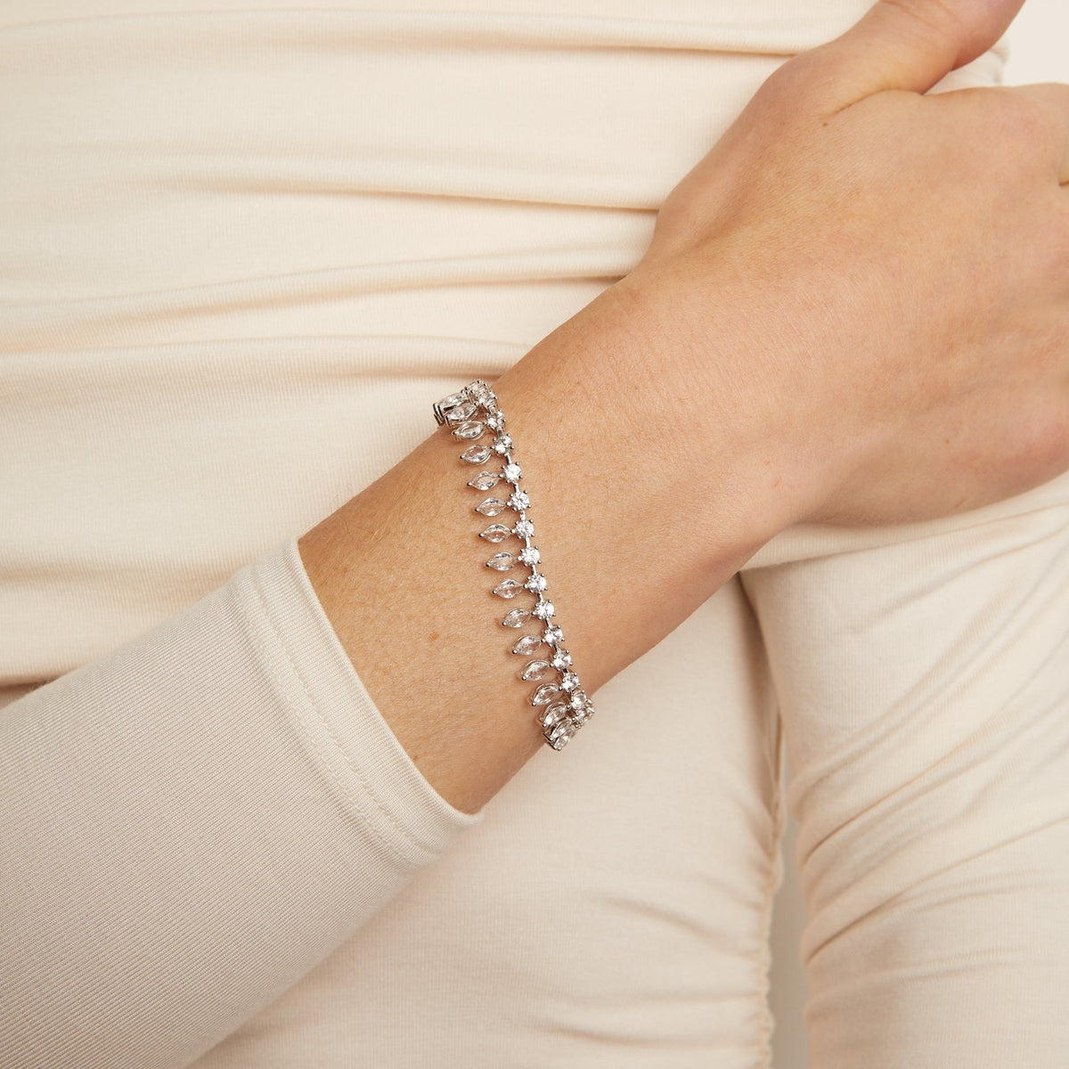 Aurate x Frye: Marquise Fringe Bracelet