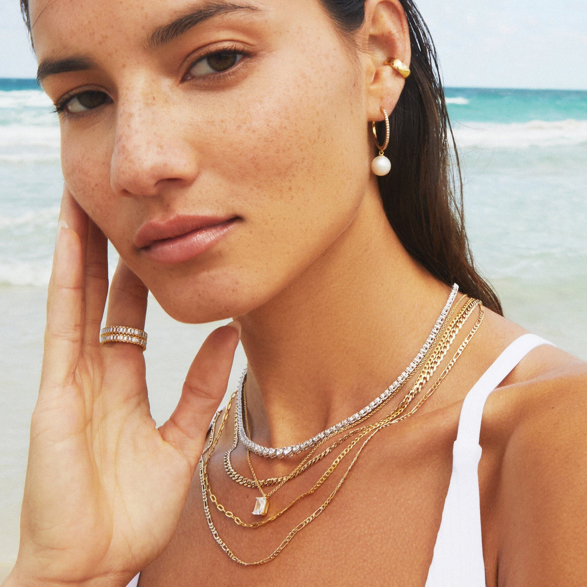 Three-Prong Graduated Tennis Necklace