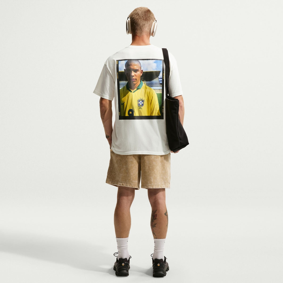 Nike "R9" Tee