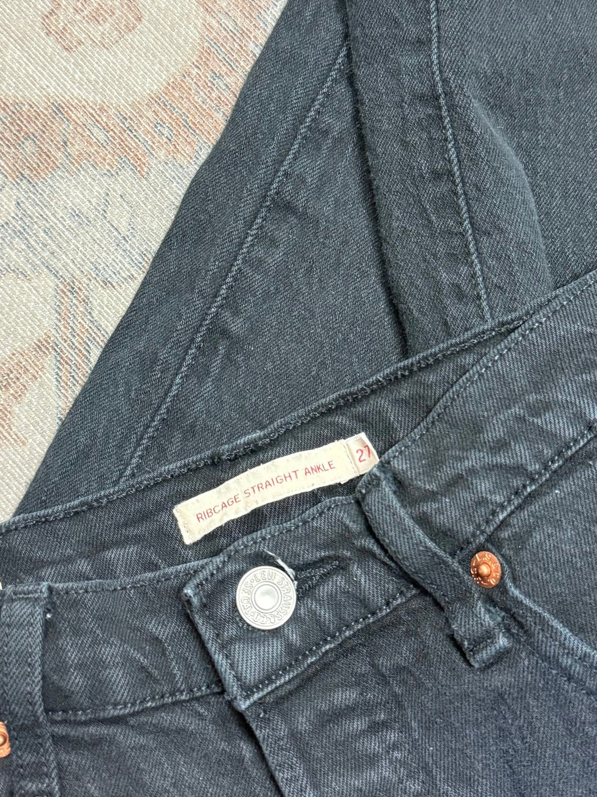 Levi’s Ribcage Straight Ankle HR Jeans (27x29)