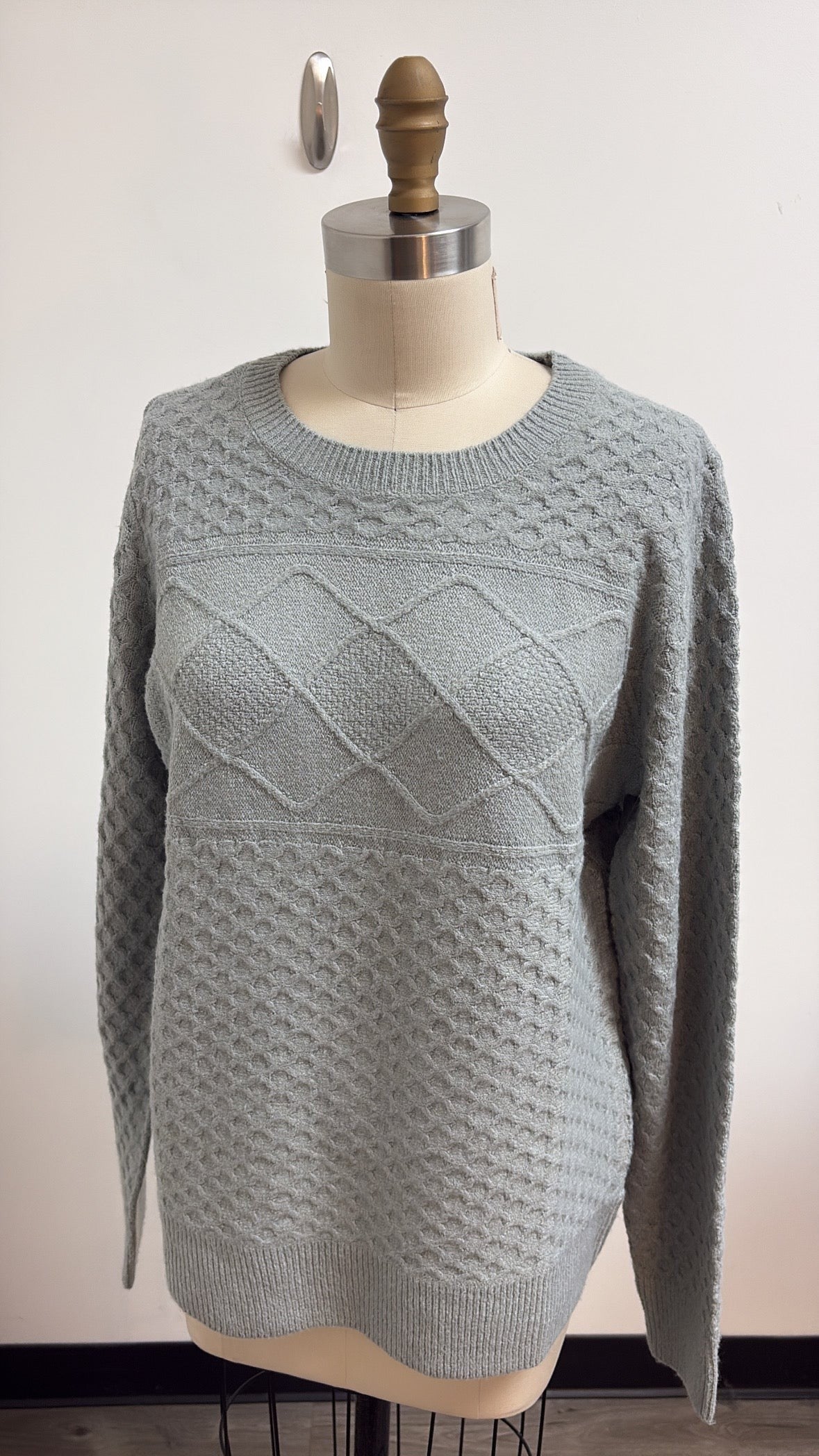 New St. John's Bay Gray Sweater, L Tall