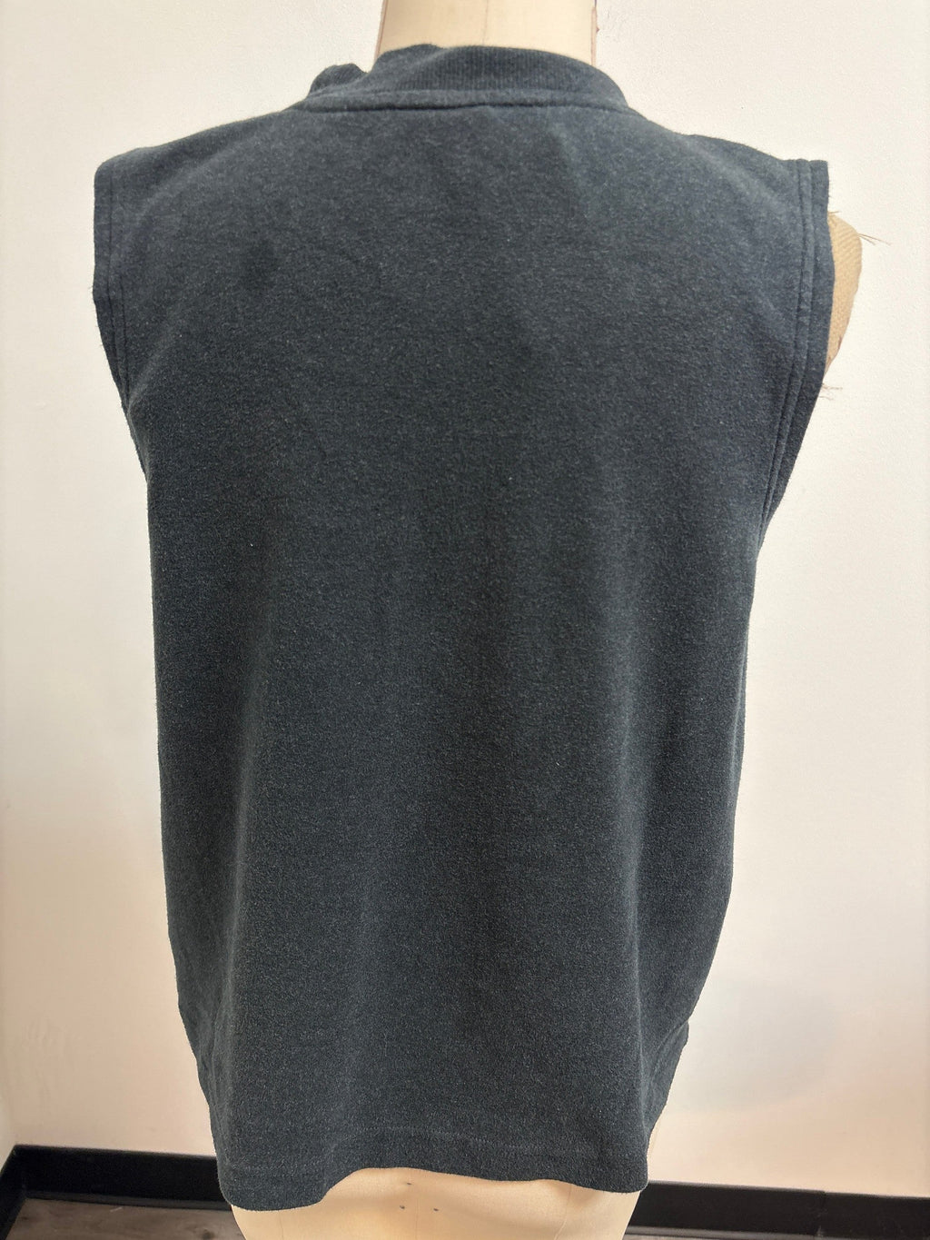 Pact Gray Top, M