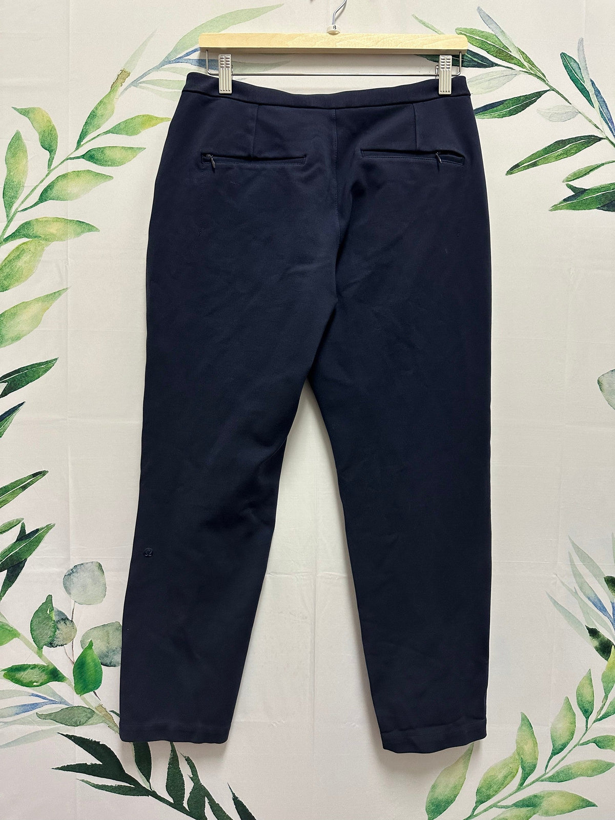 Lululemon City Trek MR Trouser 28” (8)