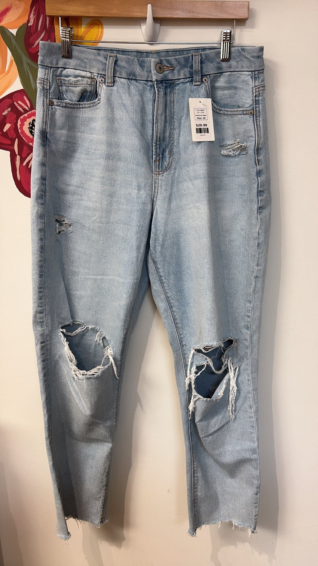 American Eagle 28" Inseam Curvy Mom Jeans, 10